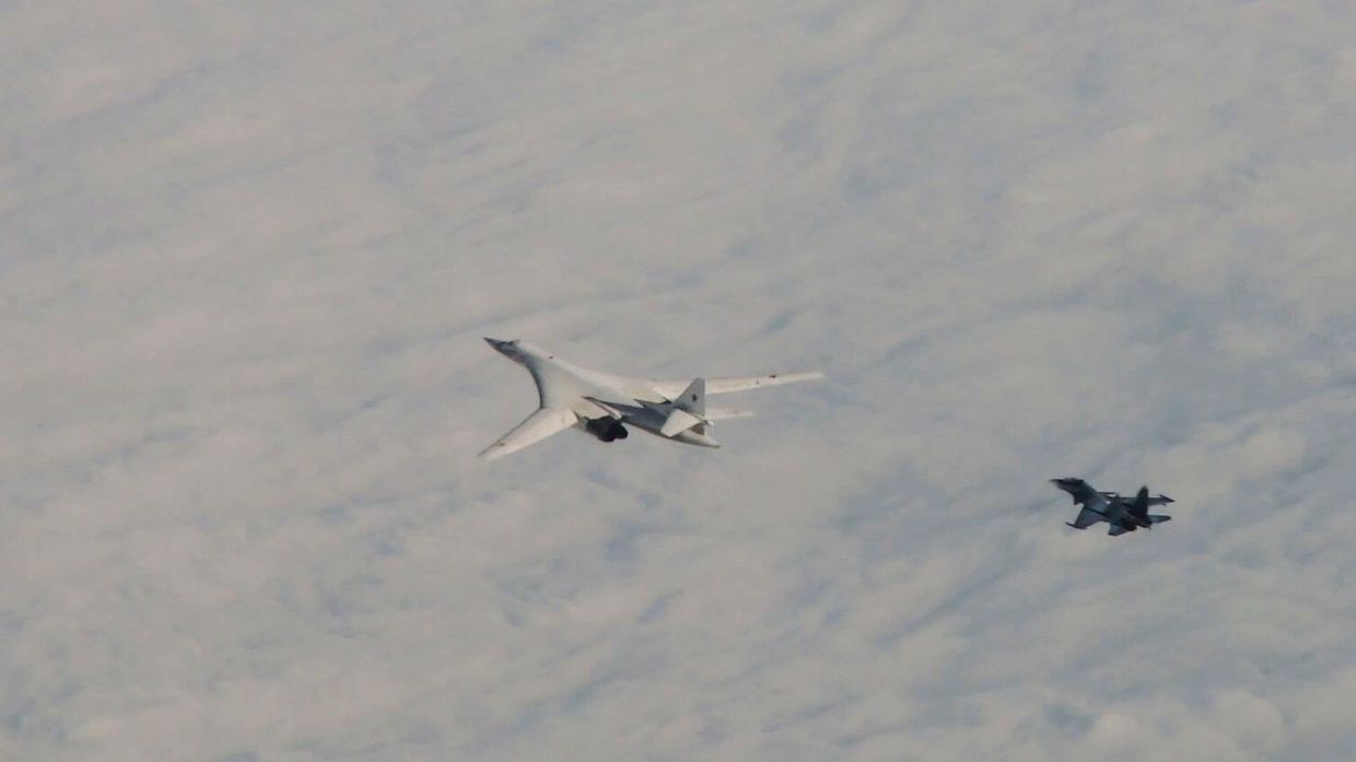 Российские Ту-160 провели патрулирование над Белоруссией   
