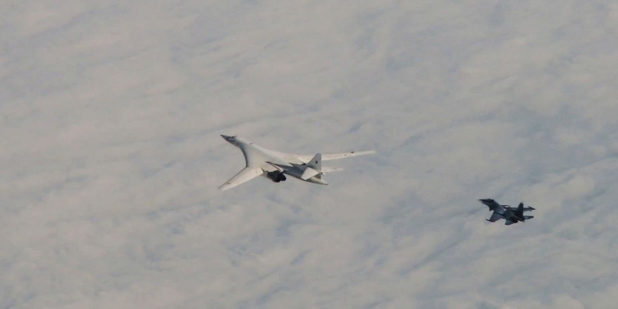 Российские Ту-160 провели патрулирование над Белоруссией   