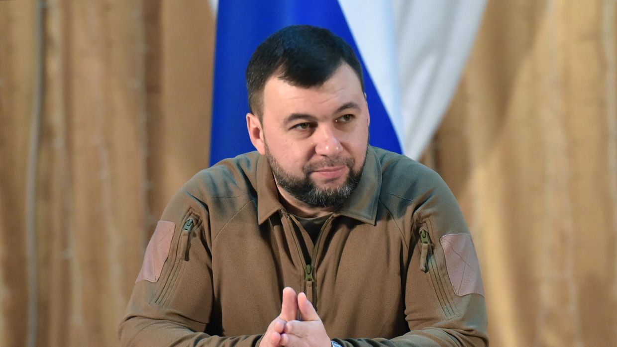 В ДНР и ЛНР приняли новые конституции