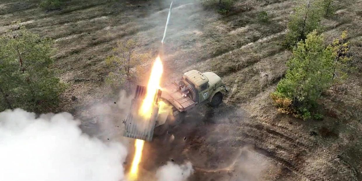 Работа  РСЗО Град в зоне проведения СВО