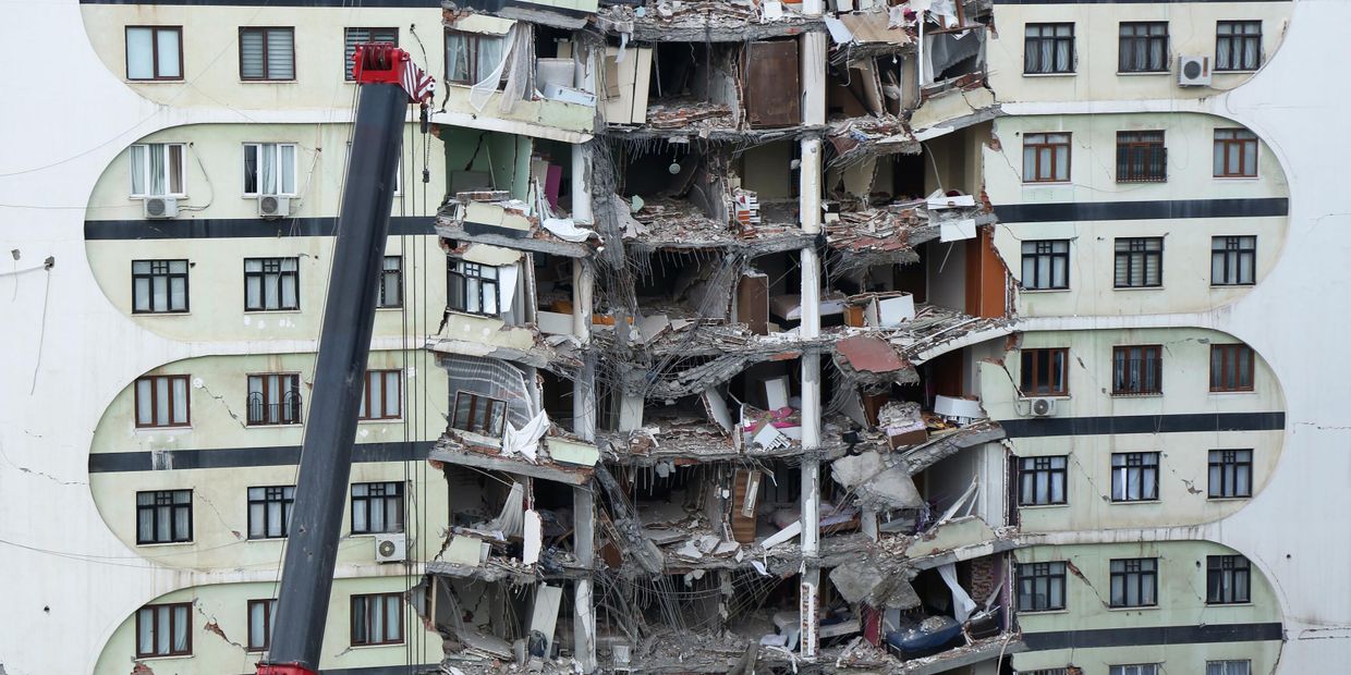 Последствия землетрясения в Турции