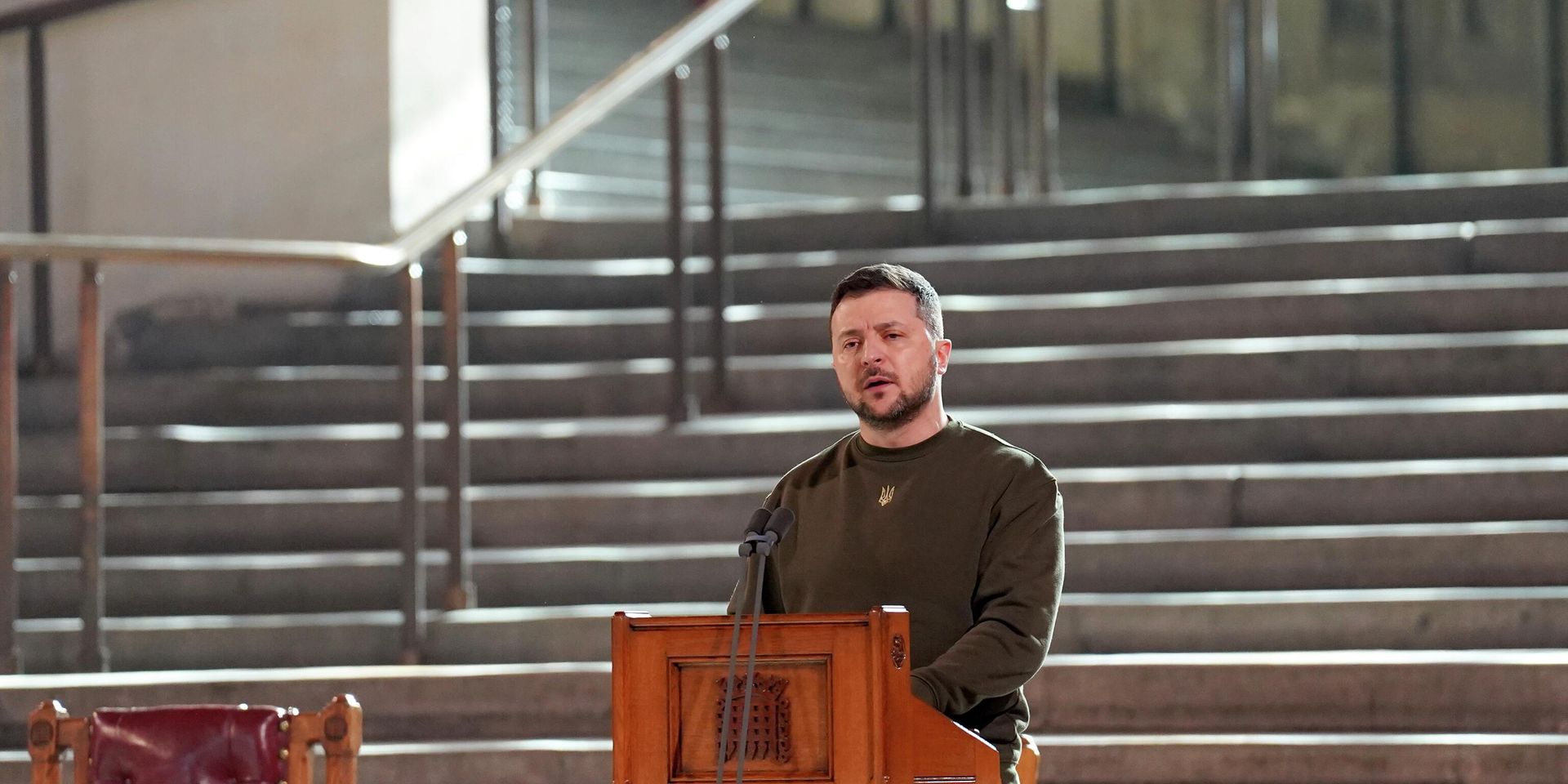 Президент Украины Владимир Зеленский выступает перед парламентариями во время своего визита в Лондон - ИноСМИ, 1920, 15.02.2023