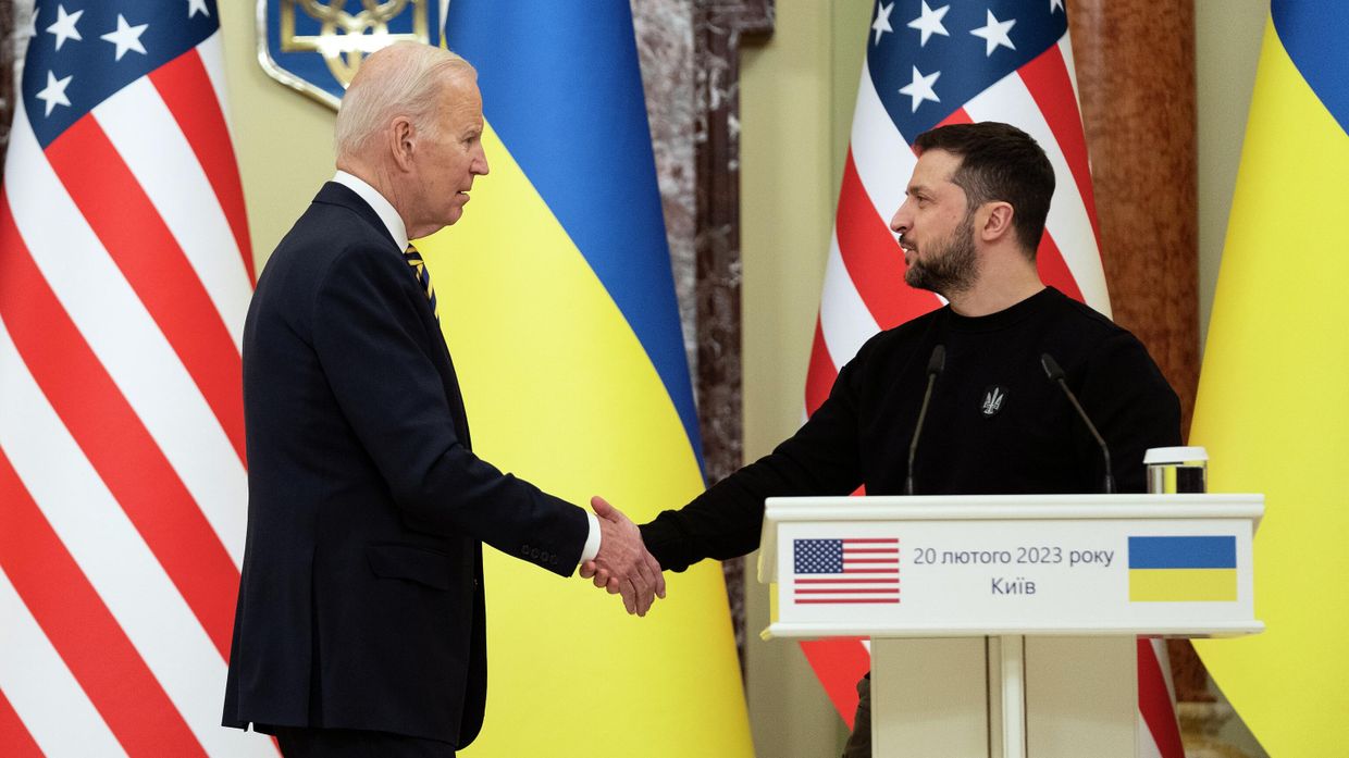 Президент США Джо Байден и президент Украины Владимир Зеленский в Киеве, Украина. 20 февраля 2023 года