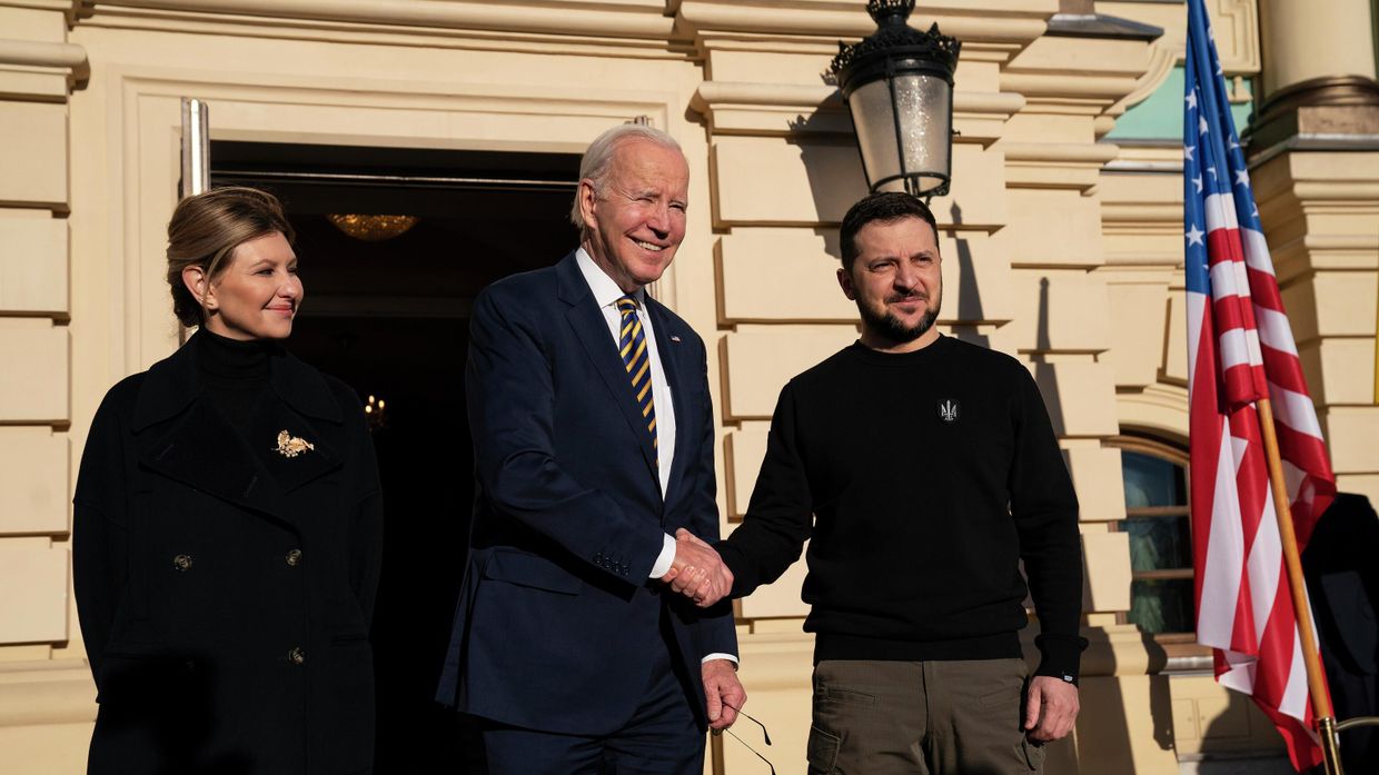 Президент США Джо Байден и президент Украины Владимир Зеленский в Киеве, Украина. 20 февраля 2023 года