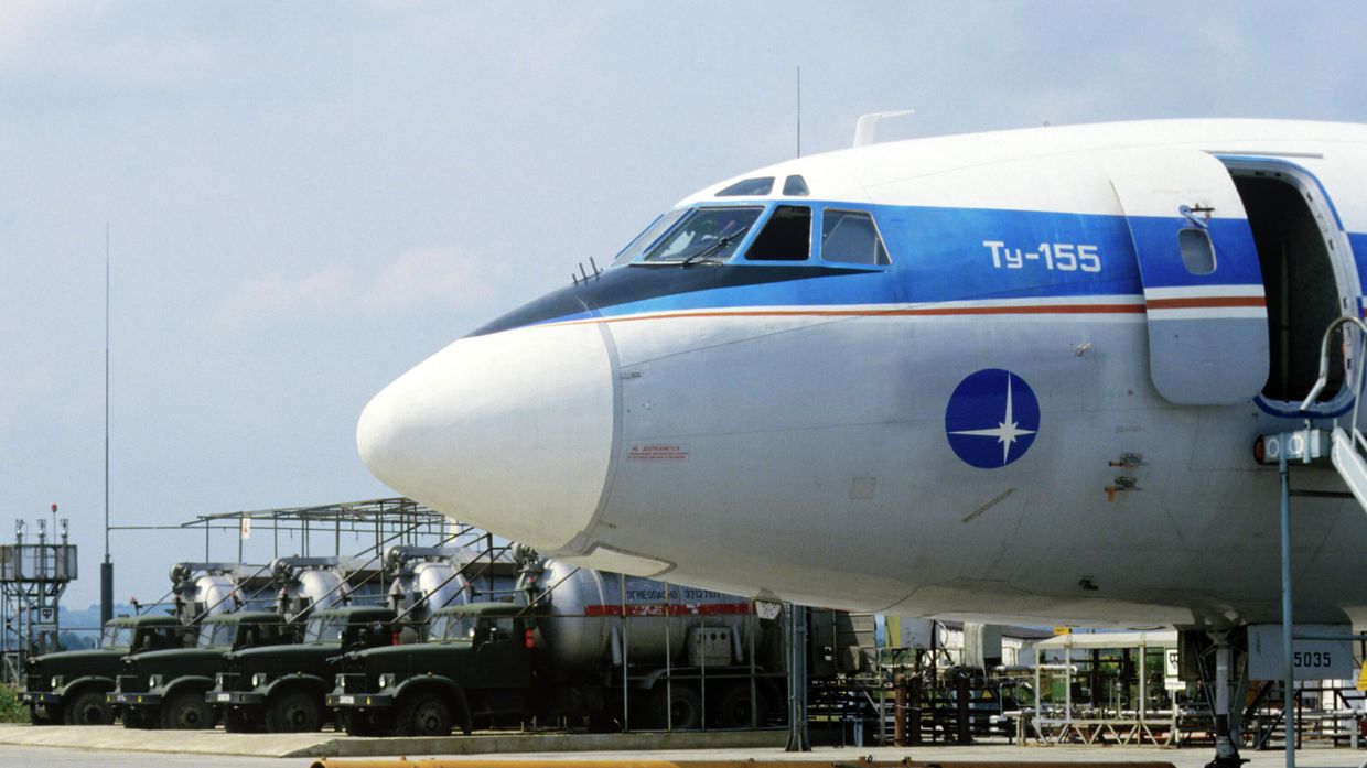 Ту-155