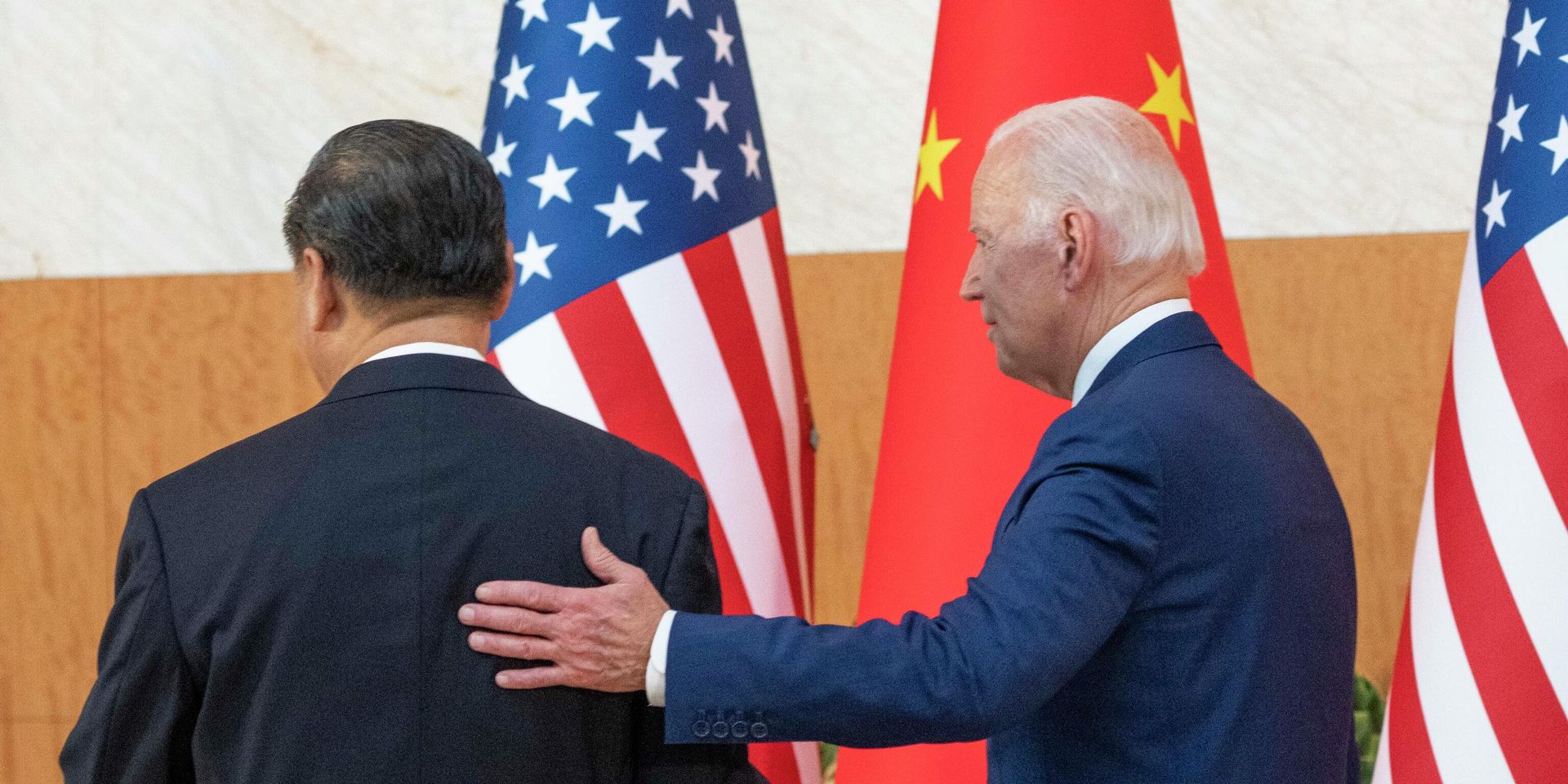 Президент США Джо Байден и председатель Китая Си Цзиньпин на полях саммита G20 - ИноСМИ, 1920, 15.05.2023