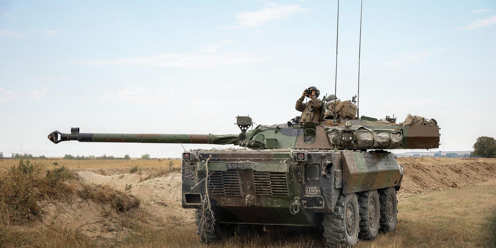 Французский колёсный танк AMX-10RC - ИноСМИ, 1920, 11.11.2023