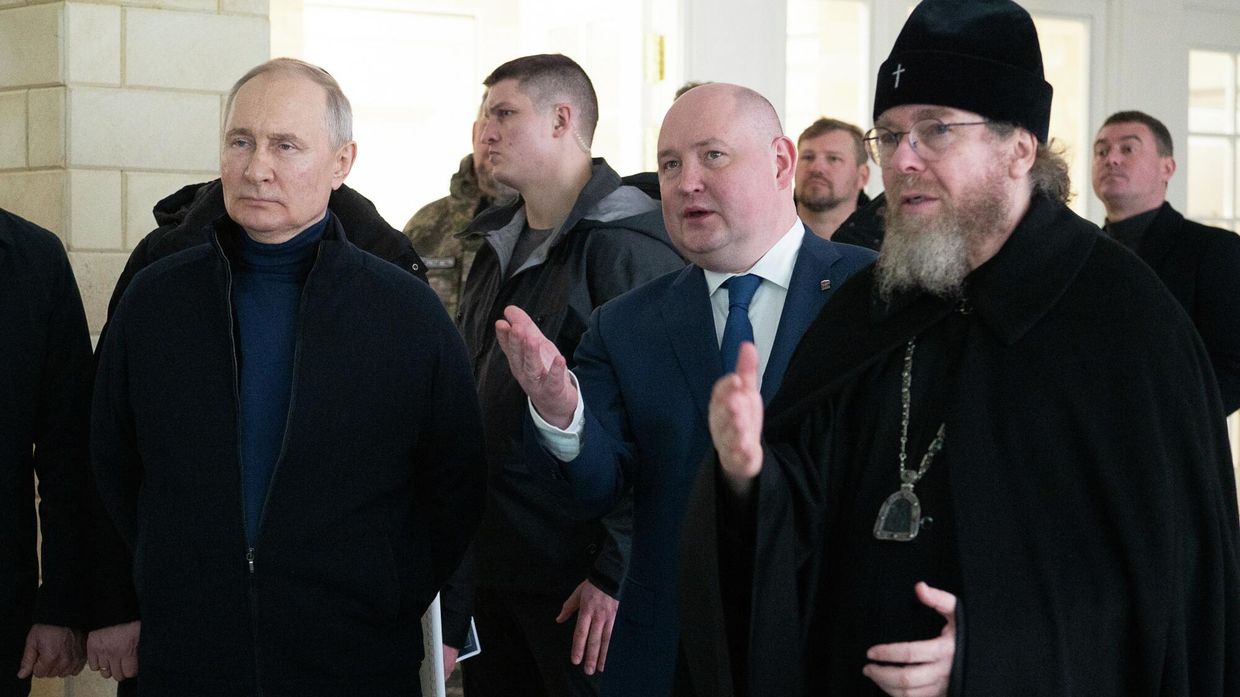 Президент РФ В. Путин посетил Севастополь
