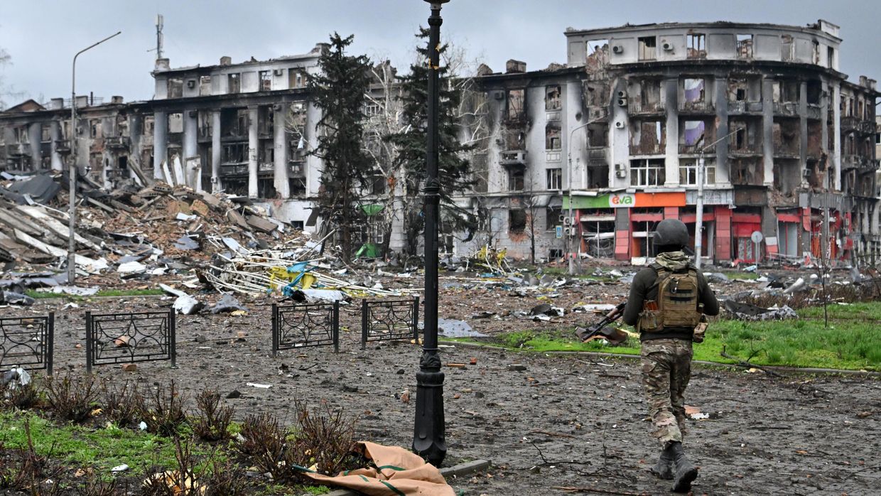 Бойцы ЧВК Вагнер в центре Артемовска