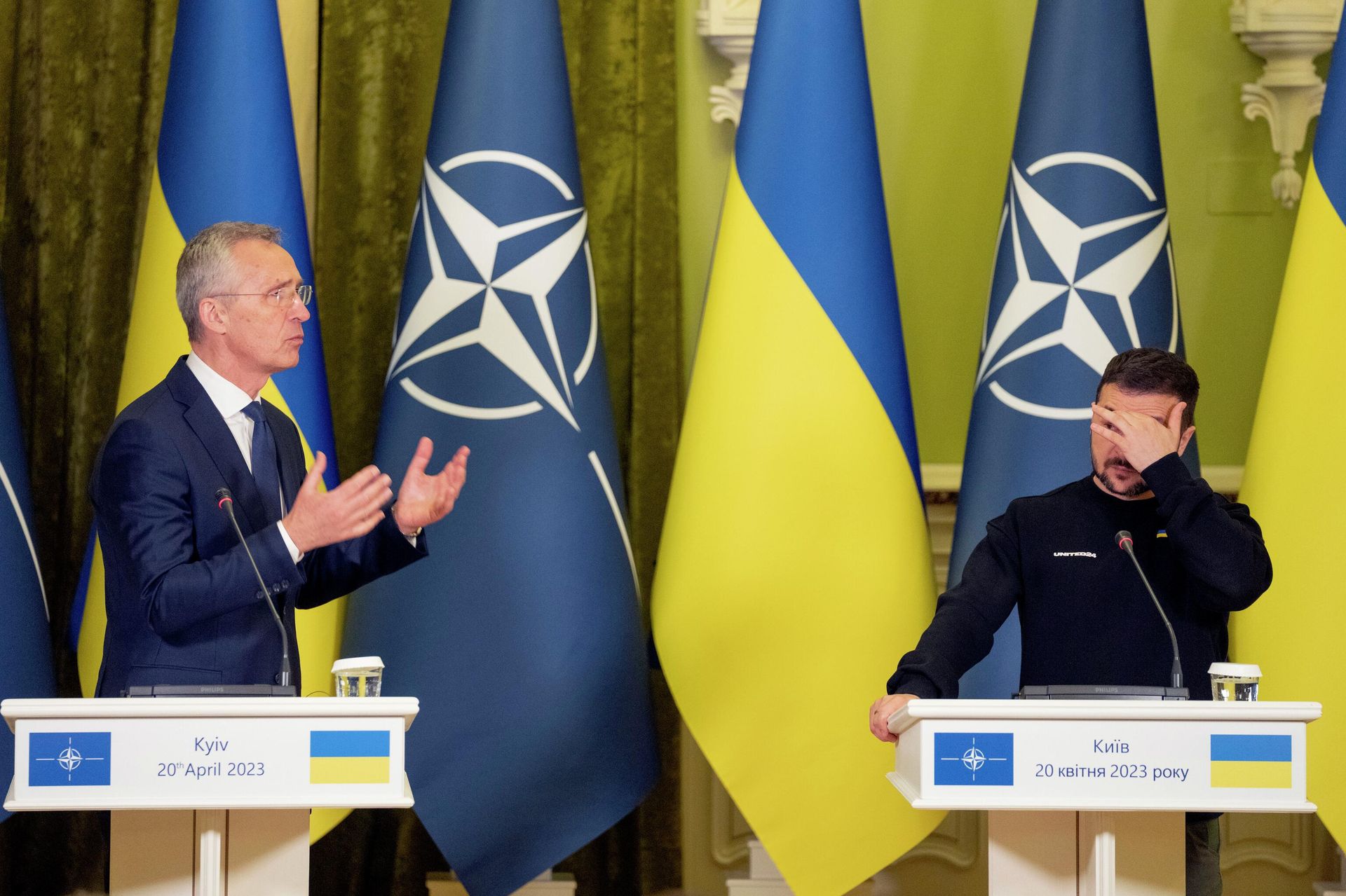 Генеральный секретарь НАТО Йенс Столтенберг и президент Украины Владимир Зеленский в Киеве.  20 апреля 2023 года. - ИноСМИ, 1920, 08.12.2023