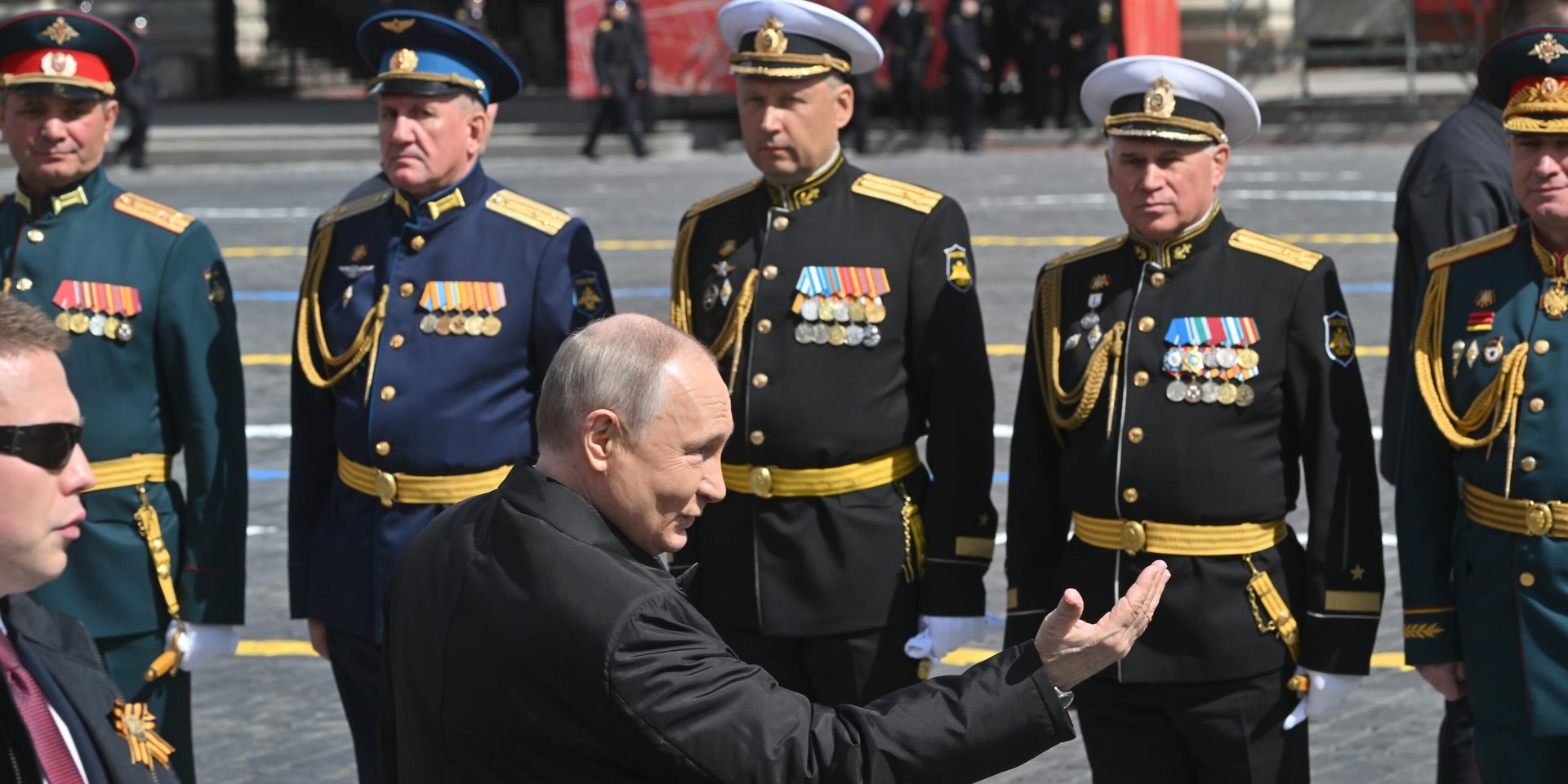 Президент РФ В. Путин и председатель правительства М. Мишустин на параде Победы в Москве - ИноСМИ, 1920, 12.05.2023