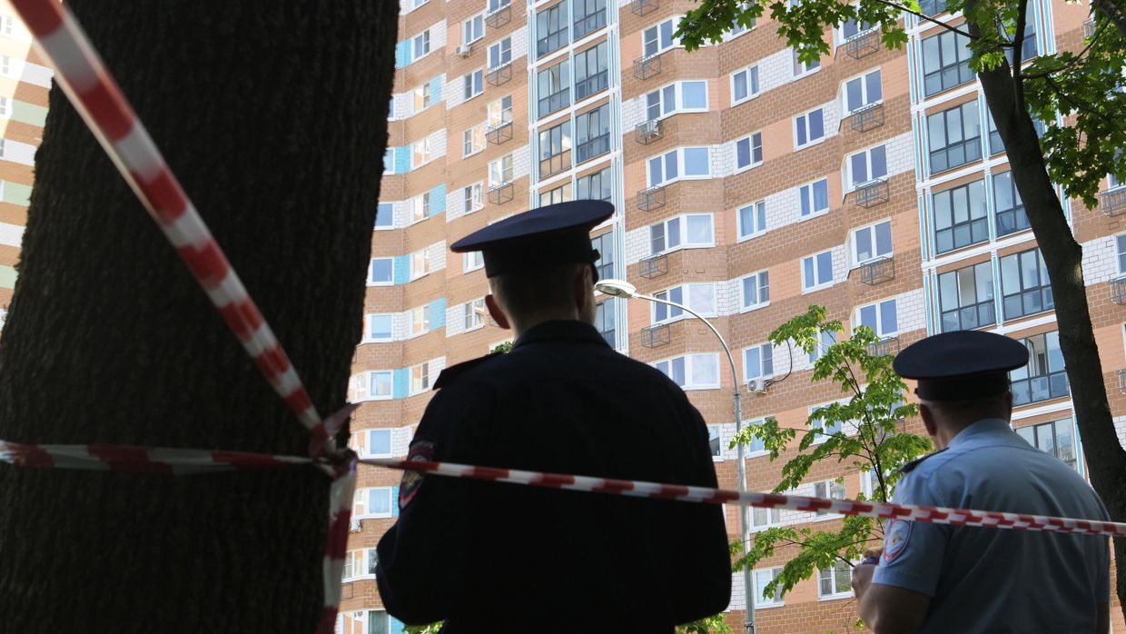 Беспилотники попали в жилые дома в Москве