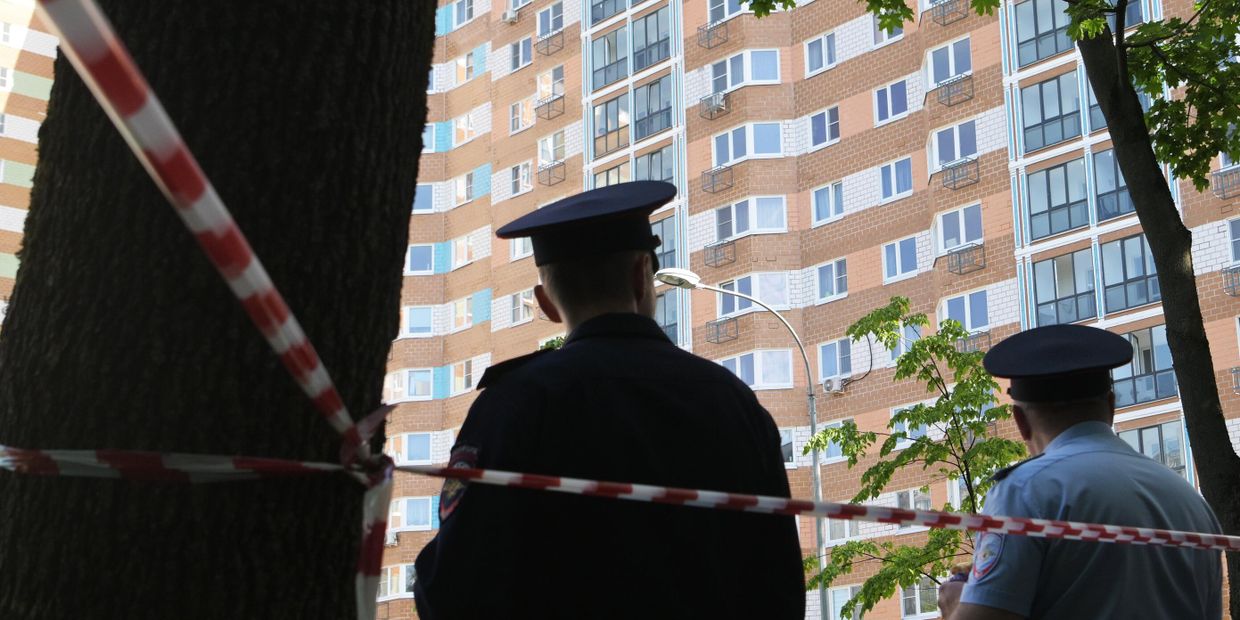 Беспилотники попали в жилые дома в Москве