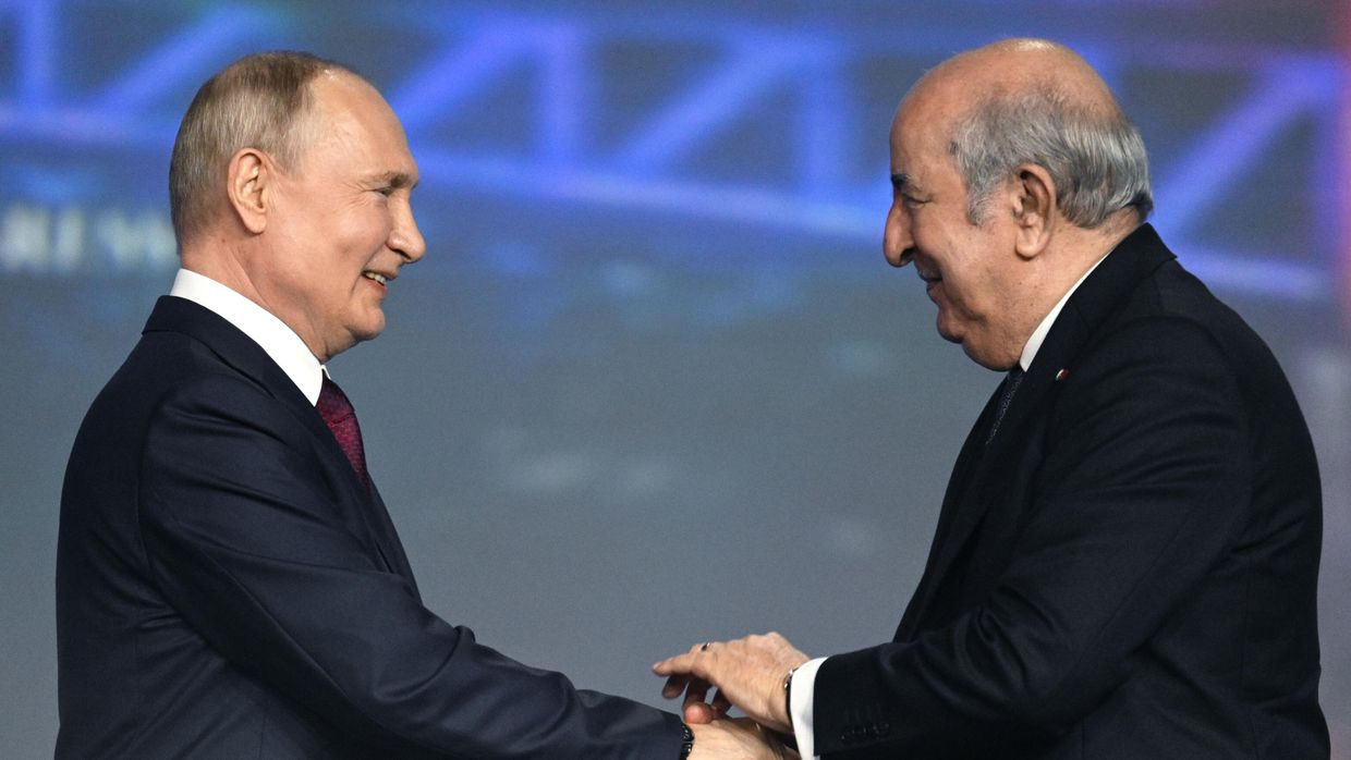 ПМЭФ-2023. Президент РФ В. Путин на пленарном заседании