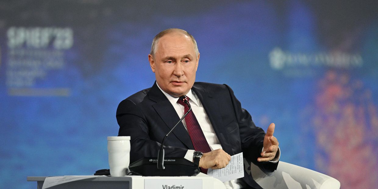 ПМЭФ-2023. Президент РФ В. Путин на пленарном заседании
