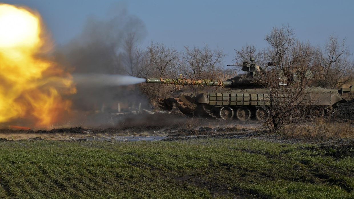 Танк Т-80 вооруженных сил РФ в зоне проведения СВО