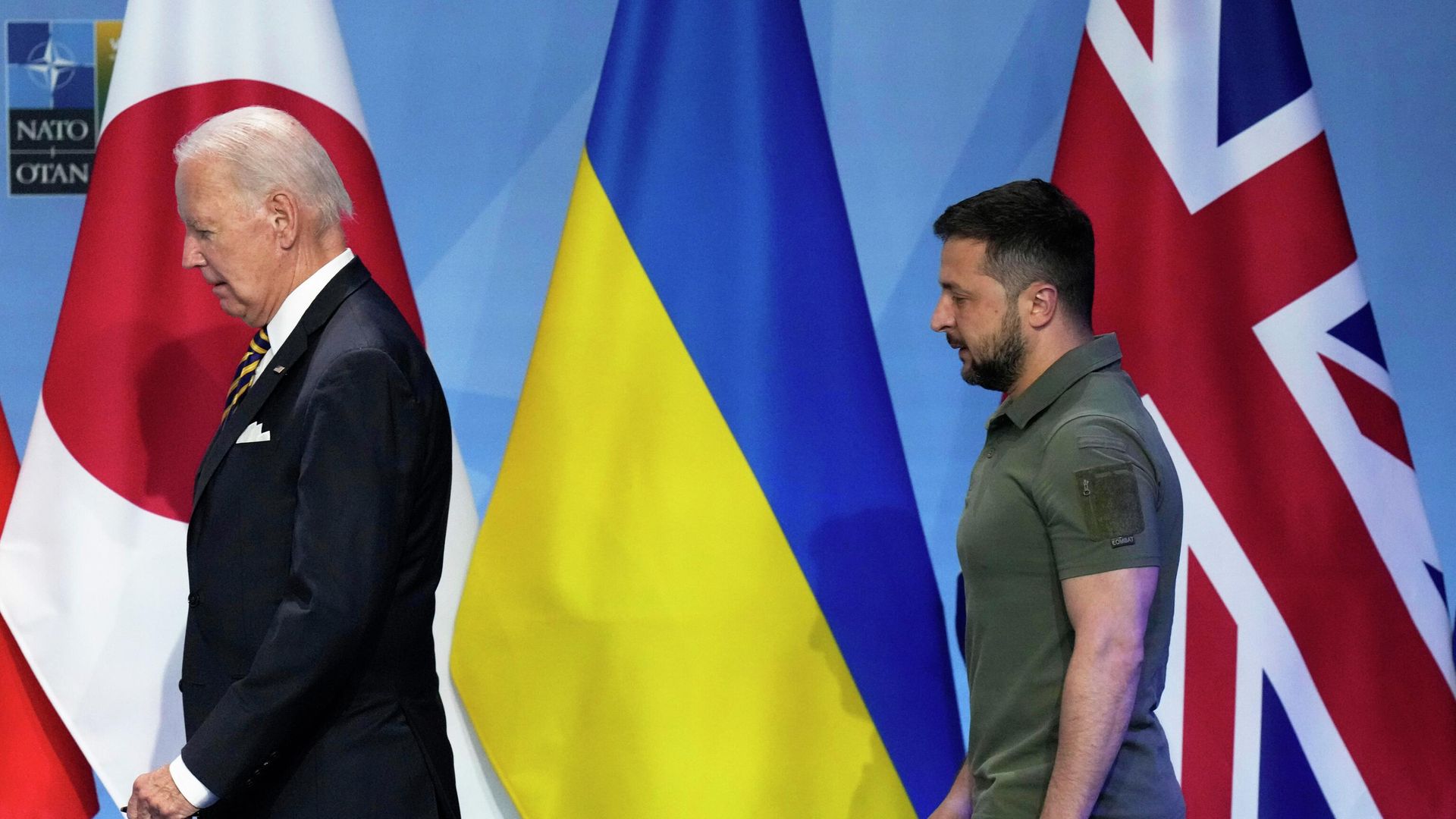 Президент США Джо Байден и президент Украины Владимир Зеленский на саммите НАТО в Вильнюсе - ИноСМИ, 1920, 29.01.2024