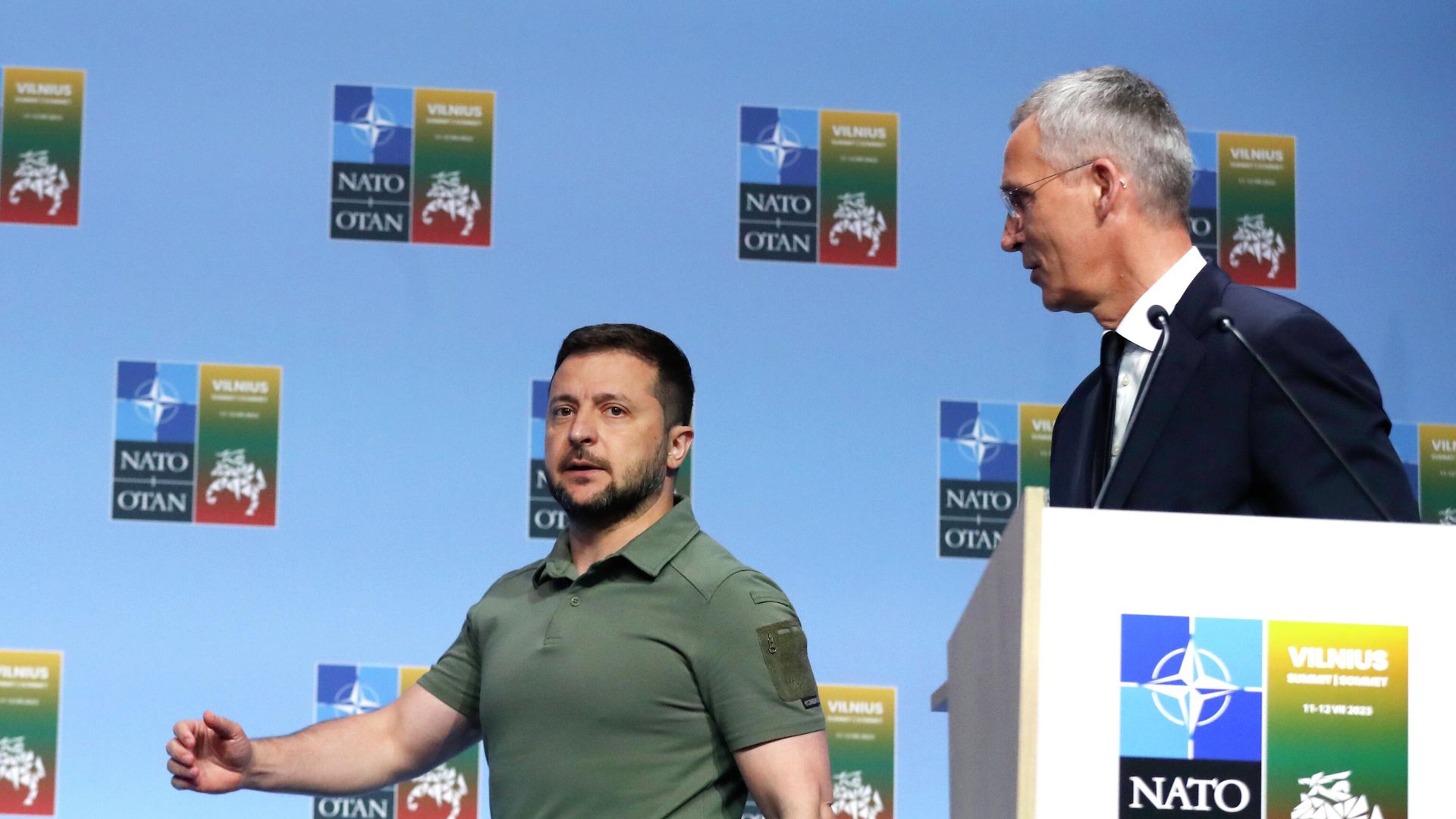 Генеральный секретарь НАТО Йенс Столтенберг и президент Украины Владимир Зеленский на саммите НАТО в Вильнюсе - ИноСМИ, 1920, 24.08.2023