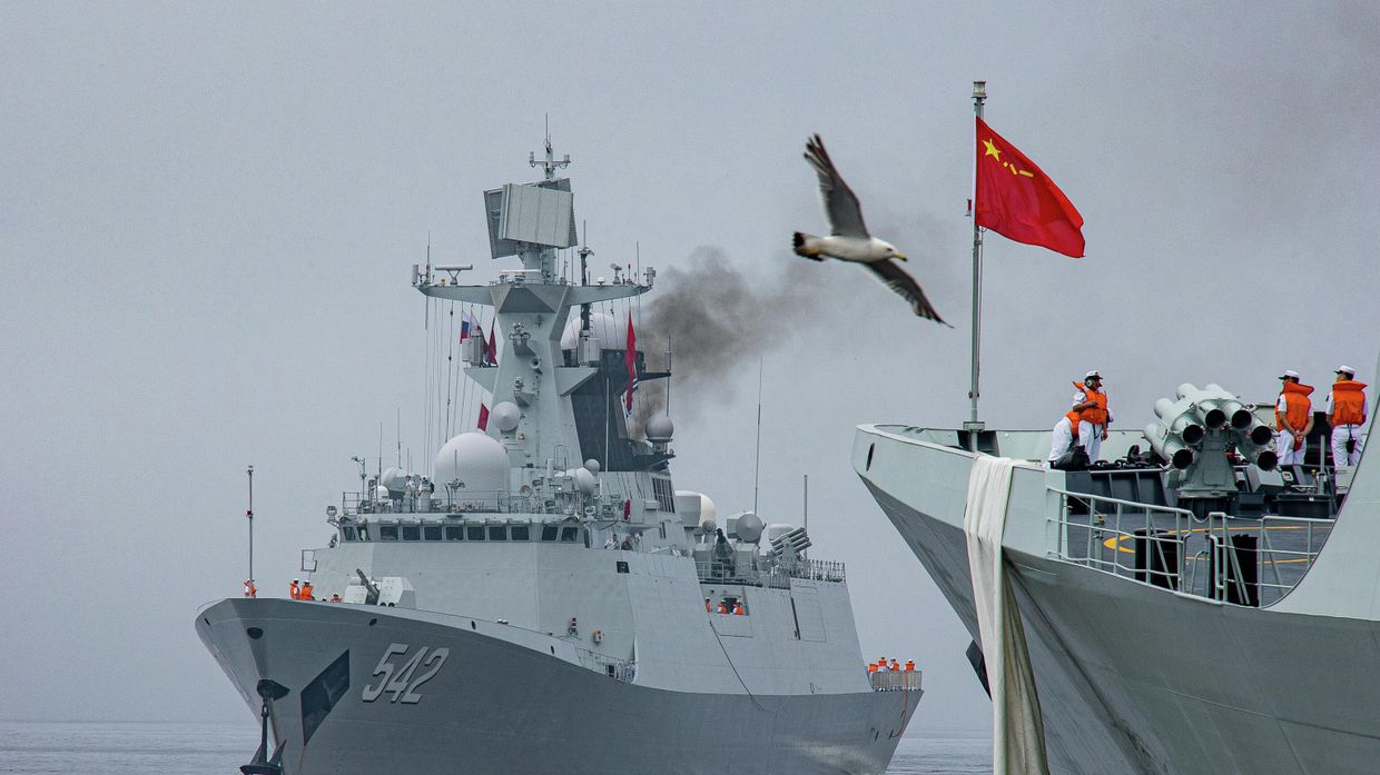 Корабли ВМС Китая прибыли во Владивосток после совместных российско-китайских учений