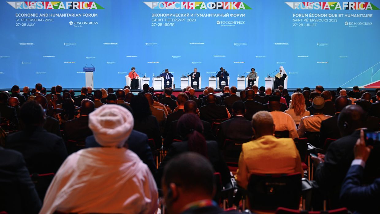 II Cаммит и форум Россия - Африка. Пленарное заседание