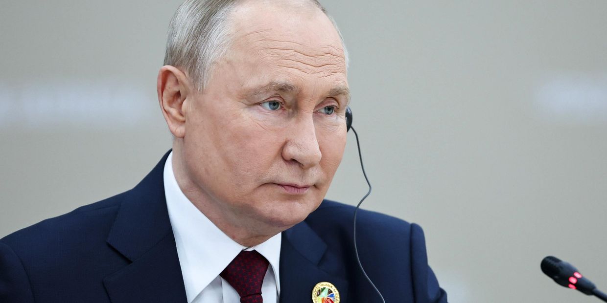 Встреча президента РФ В. Путина с лидерами Африканского союза А. Ассумани и М. Ф. Махаматом