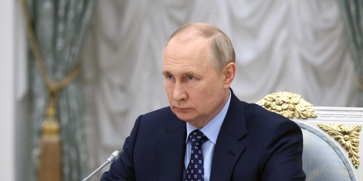 Президент РФ В. Путин провел заседание президиума Госсовета по транспорту