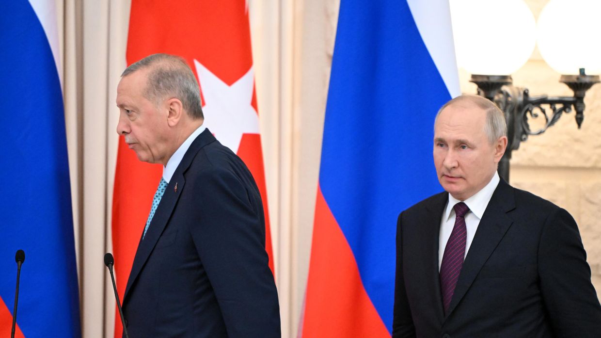 Президент РФ В. Путин провел переговоры с президентом Турции Р. Т. Эрдоганом