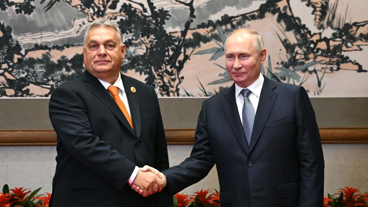 Визит президента РФ В. Путина в Китай для участия в мероприятиях третьего Международного форума Один пояс, один путь