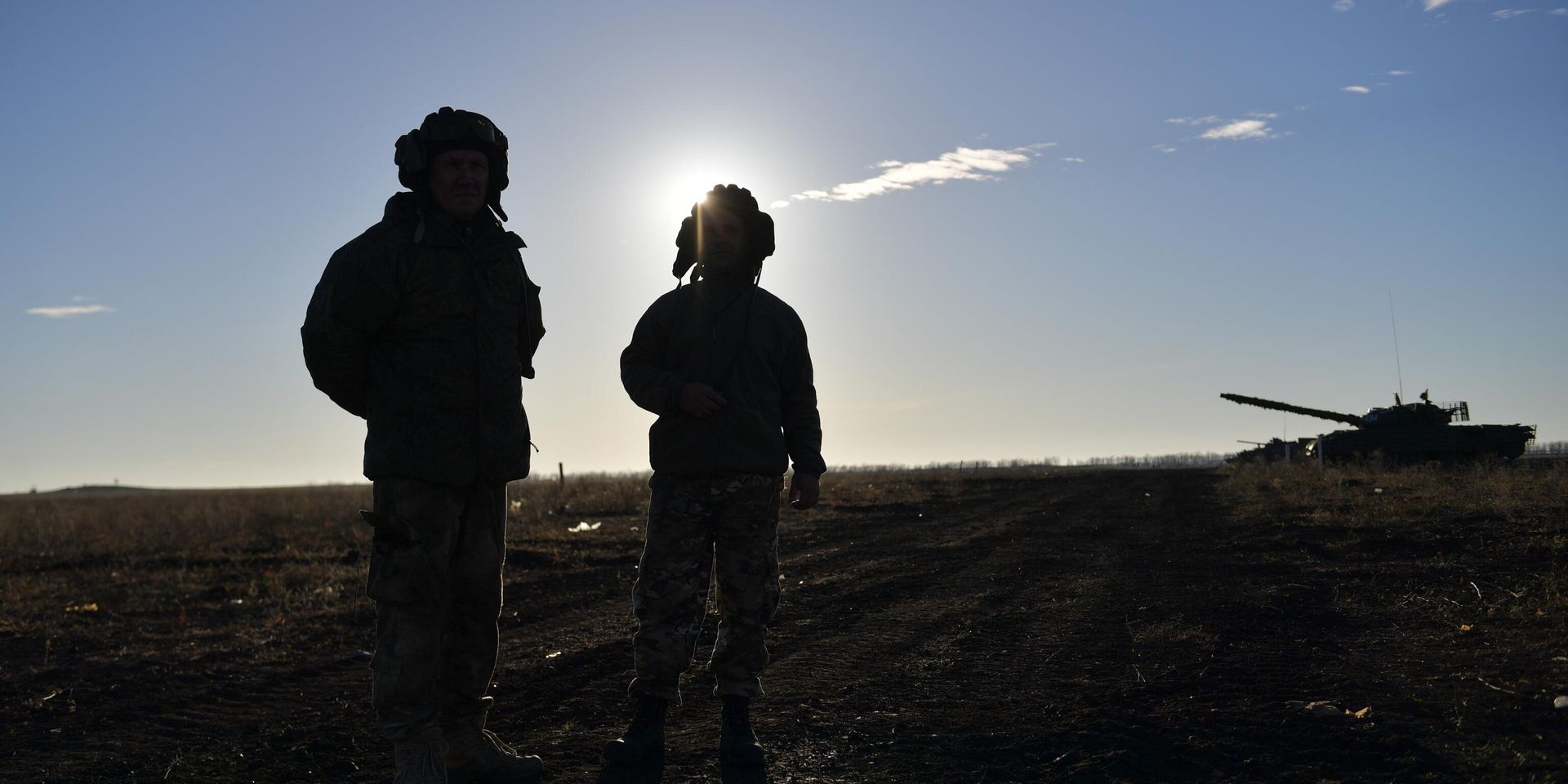 Боевая стрельба экипажей модернизированного танка Т-62 на полигоне в Запорожской области - ИноСМИ, 1920, 28.12.2023