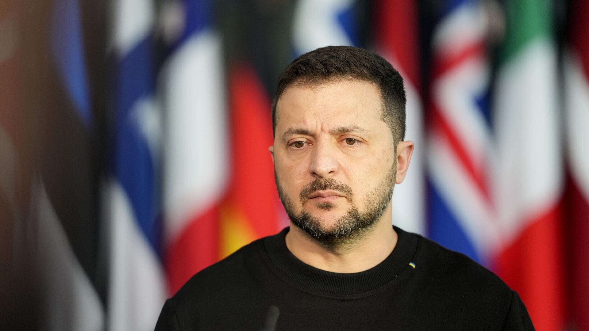 Президент Украины Владимир Зеленский выступает на пресс-конференции перед встречей министров обороны стран НАТО в Брюсселе, среда, 11 октября 2023 г. - ИноСМИ, 1920, 02.12.2023