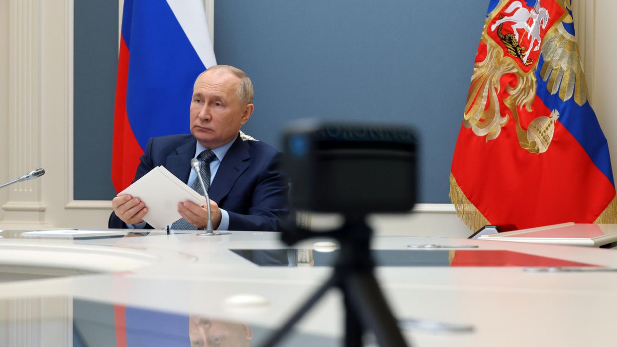 Президент РФ В. Путин принял участие во внеочередном саммите Группы двадцати
