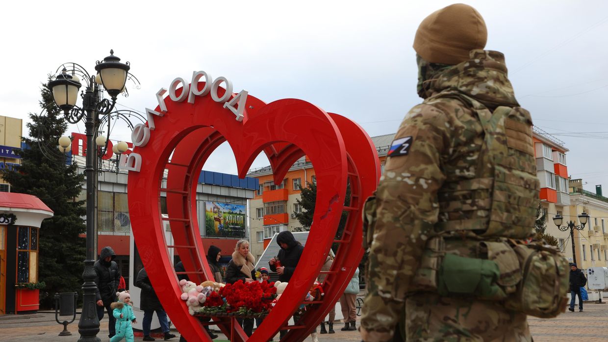 Мемориал в память о погибших после обстрела ВСУ центра Белгорода