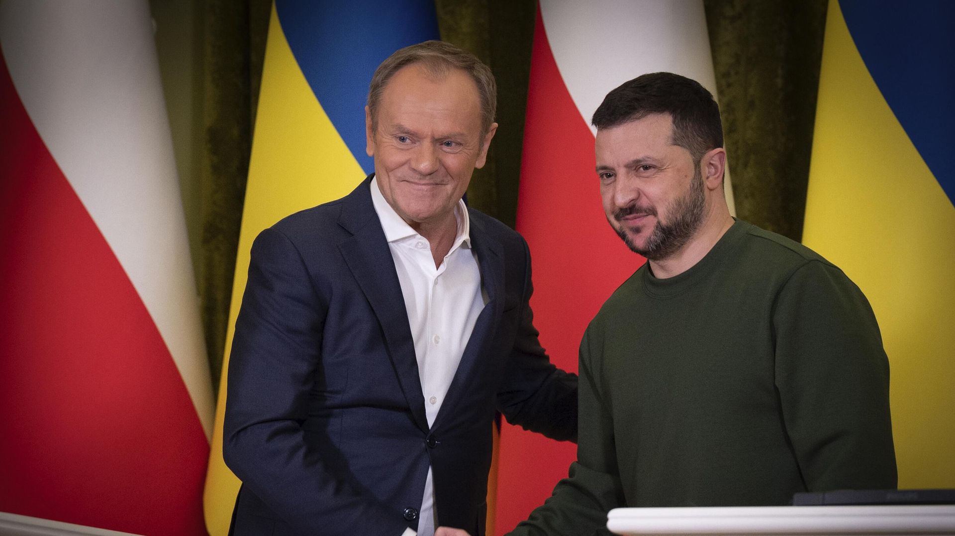 Премьер-министр Польши Дональд Туск и президент Украины Владимир Зеленский на встрече в Киеве - ИноСМИ, 1920, 08.07.2026