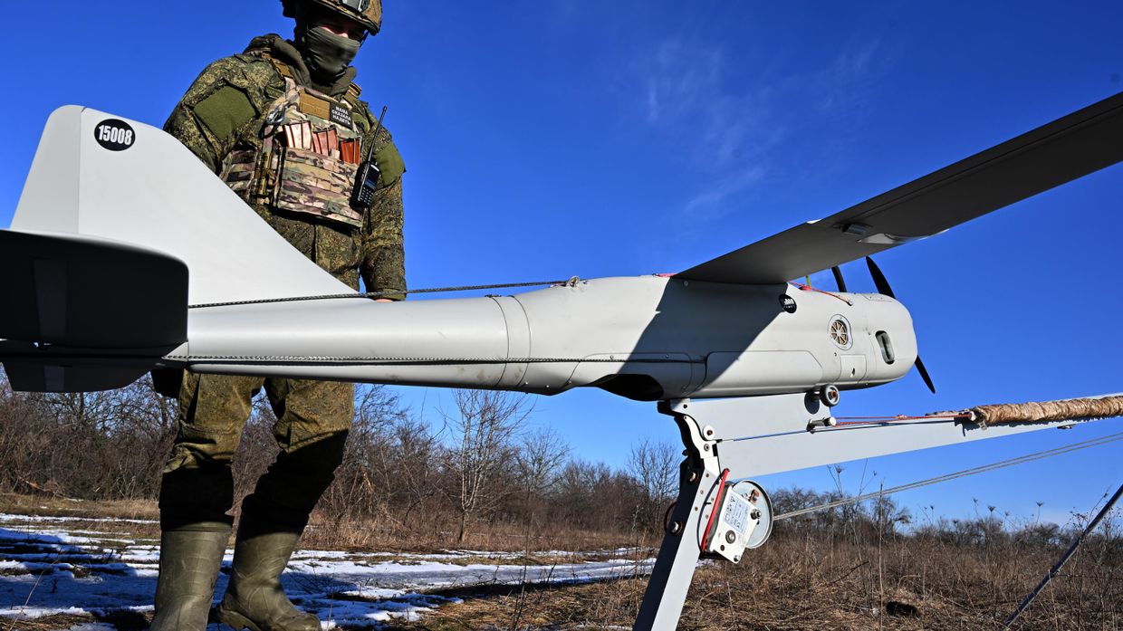 Боевая работа артиллеристов и операторов БПЛА на Краснолиманском направлении