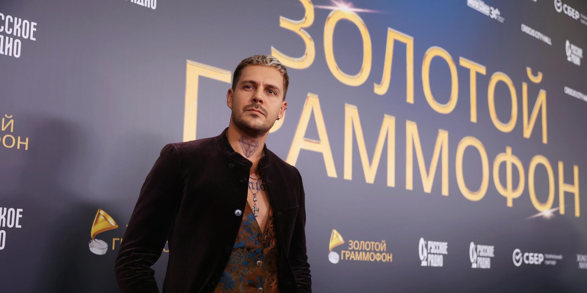 Актер Милош Бикович на XXVIII Церемонии вручения национальной музыкальной Премии Золотой Граммофон - ИноСМИ, 1920, 07.02.2024