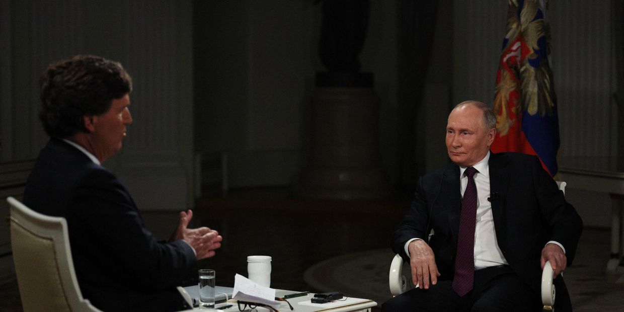 Президент РФ Владимир Путин дал интервью американскому журналисту Такеру Карлсону