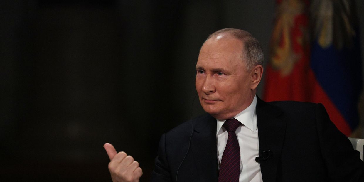 Президент РФ Владимир Путин дал интервью американскому журналисту Такеру Карлсону