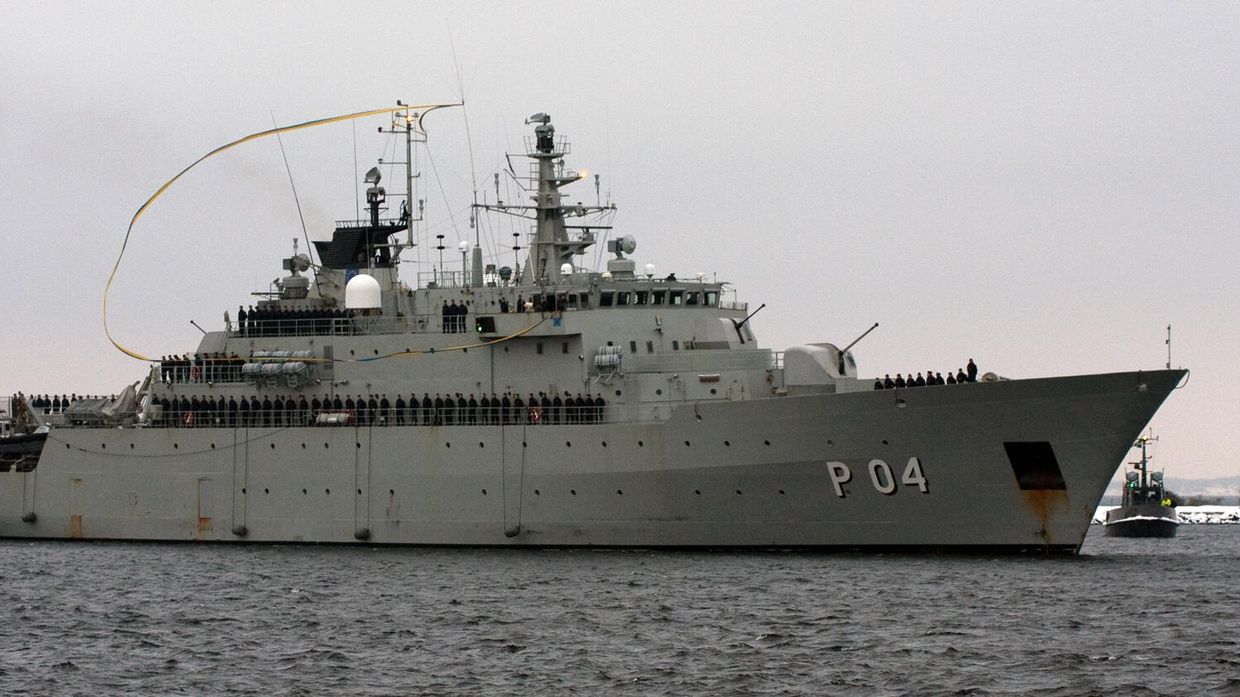 Корабль  ВМС Швеции Carlskrona