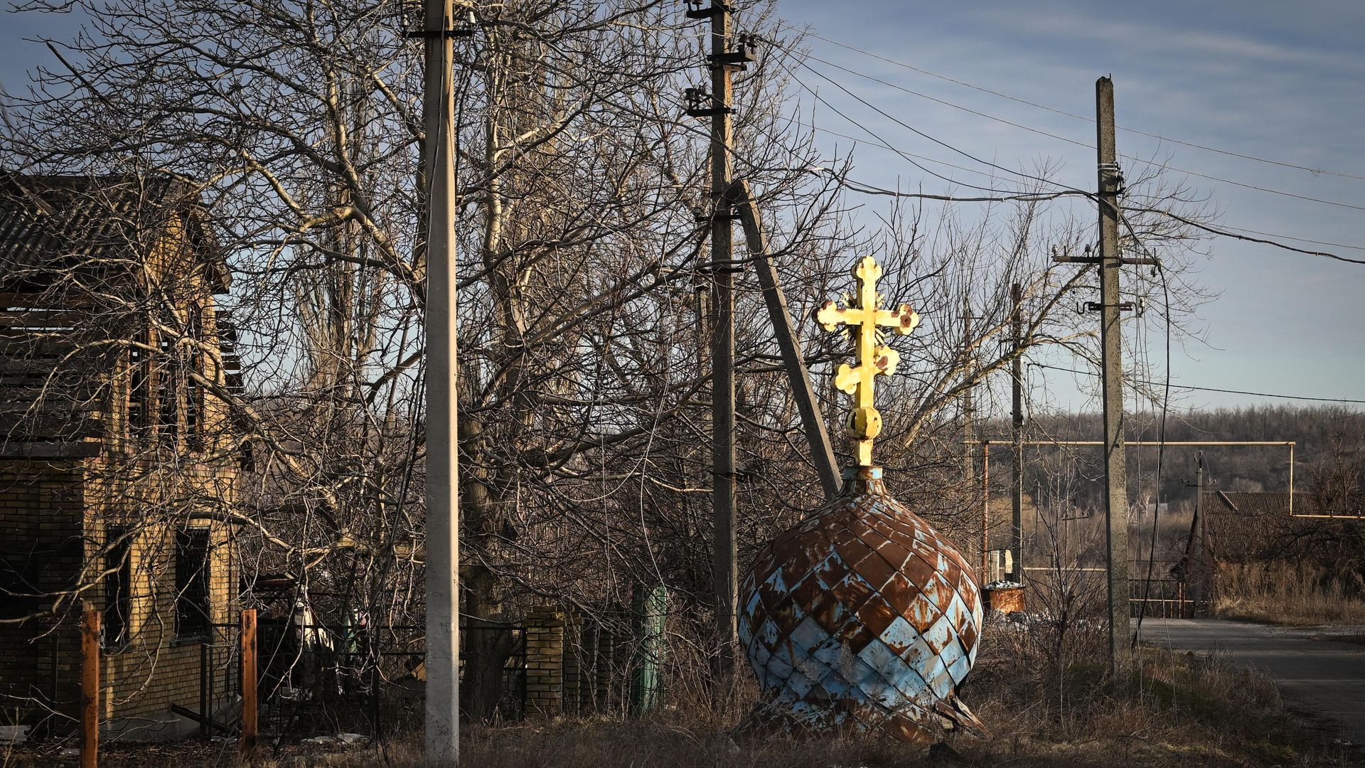 Церковный купол на одной из улиц Авдеевки - ИноСМИ, 1920, 27.02.2024