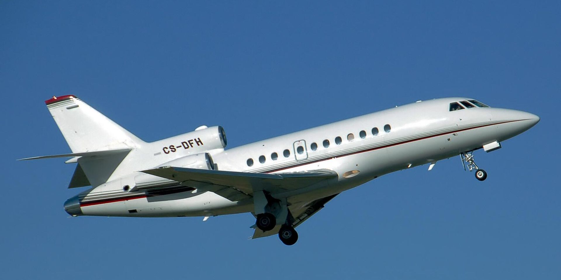 Реактивный самолёт Dassault Falcon 900 - ИноСМИ, 1920, 15.03.2024