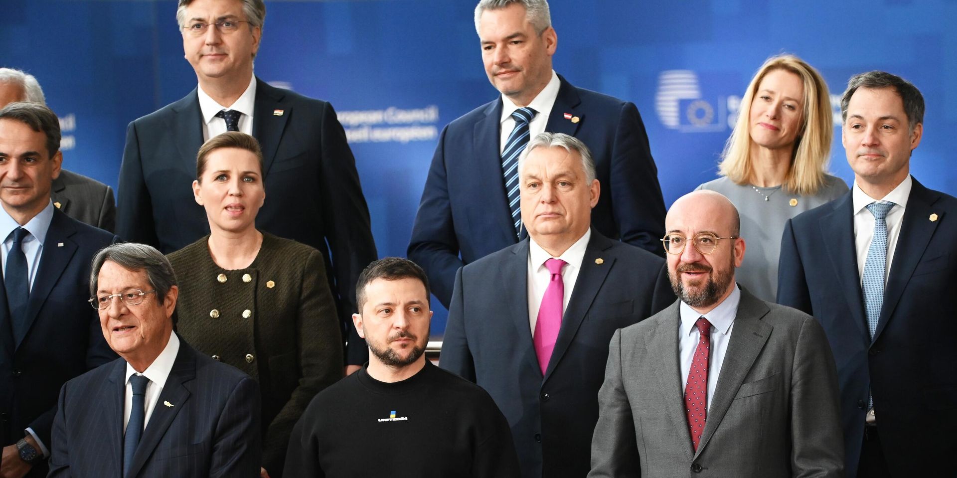 Президент Республики Кипр Никос Анастасиадис, президент Украины Владимир Зеленский и председатель Европейского совета Шарль Мишель (слева направо на первом плане) на саммите Европейского союза в Брюссел - ИноСМИ, 1920, 31.03.2024