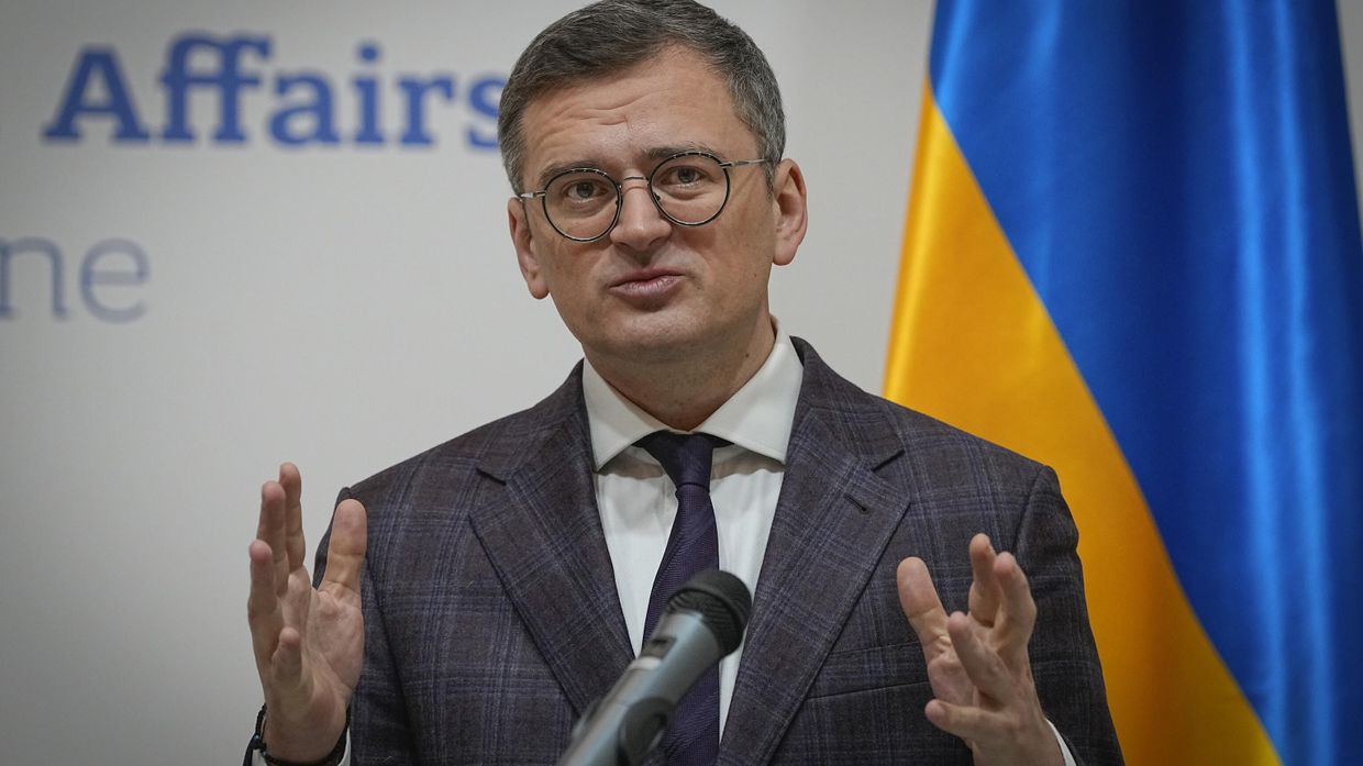 Министр иностранных дел Украины Дмитрий Кулеба на совместной пресс-конференции с министром иностранных дел Республики Молдова Михаем Попсой в Киеве Министр иностранных дел Украины Дмитрий Кулеба на совместной пресс-конференции с министром иностранных дел Республики Молдова Михаем Попсой в Киеве