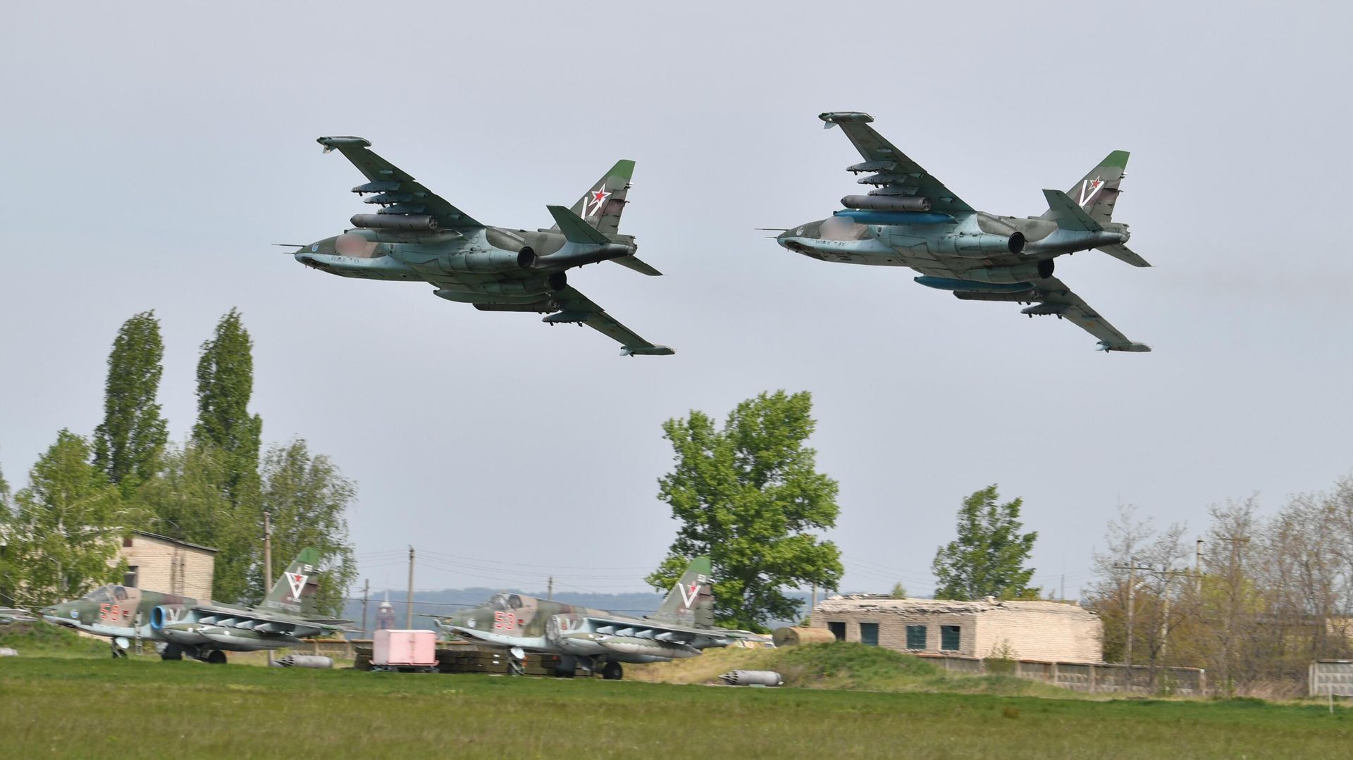 Самолеты Су-25 Грач, задействованные в специальной военной операции на Харьковском направлении - ИноСМИ, 1920, 23.04.2025