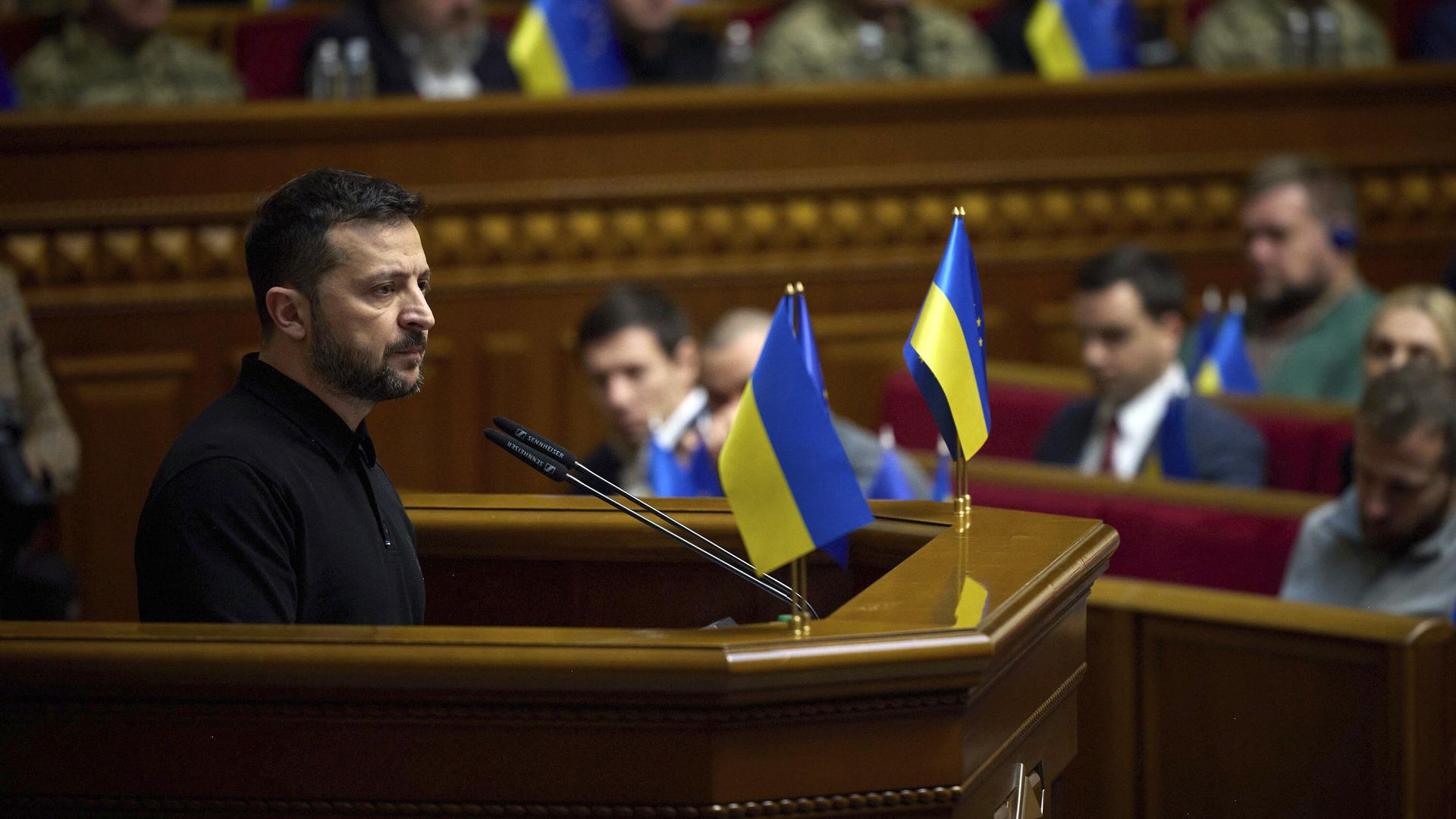 Владимир Зеленский выступает перед парламентариями в Верховной Раде 16 октября 2024 года. - ИноСМИ, 1920, 23.10.2024