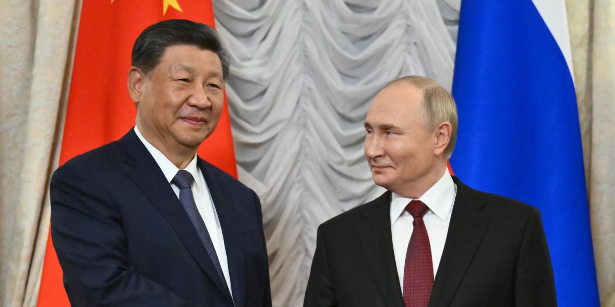 XVI саммит БРИКС. Встреча президента РФ Владимира Путина и председателя КНР Си Цзиньпина