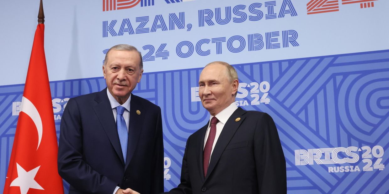 XVI саммит БРИКС. Встреча президента РФ В. Путина с президентом Турции Р. Т. Эрдоганом