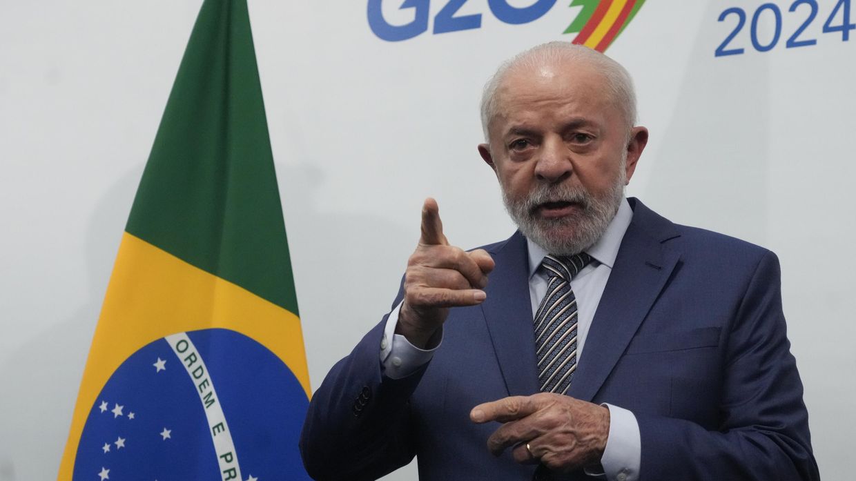 Президент Бразилии Луис Инасиу Лула да Силва выступает во время саммита G20 в Рио-де-Жанейро 19 ноября 2024 года