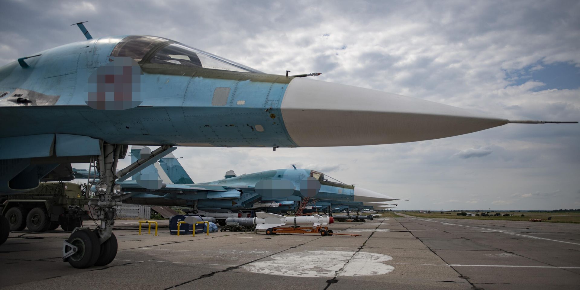 Аэродром базирования истребителей-бомбардировщиков Су-34 ВКС РФ в зоне проведения спецоперации - ИноСМИ, 1920, 05.01.2026