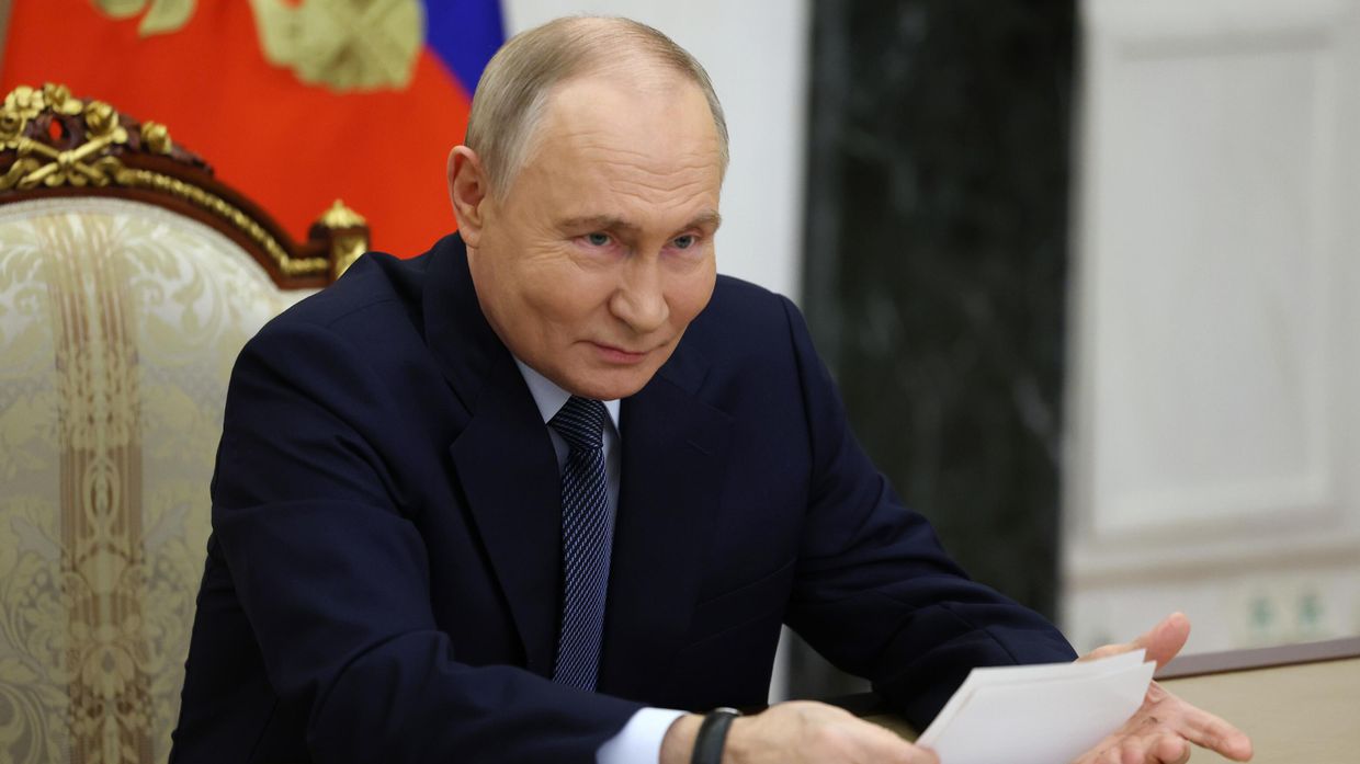Президент РФ Владимир Путин проводит совещание с руководством Министерства обороны, представителями ВПК и разработчиками ракетных систем 22 ноября 2024 года