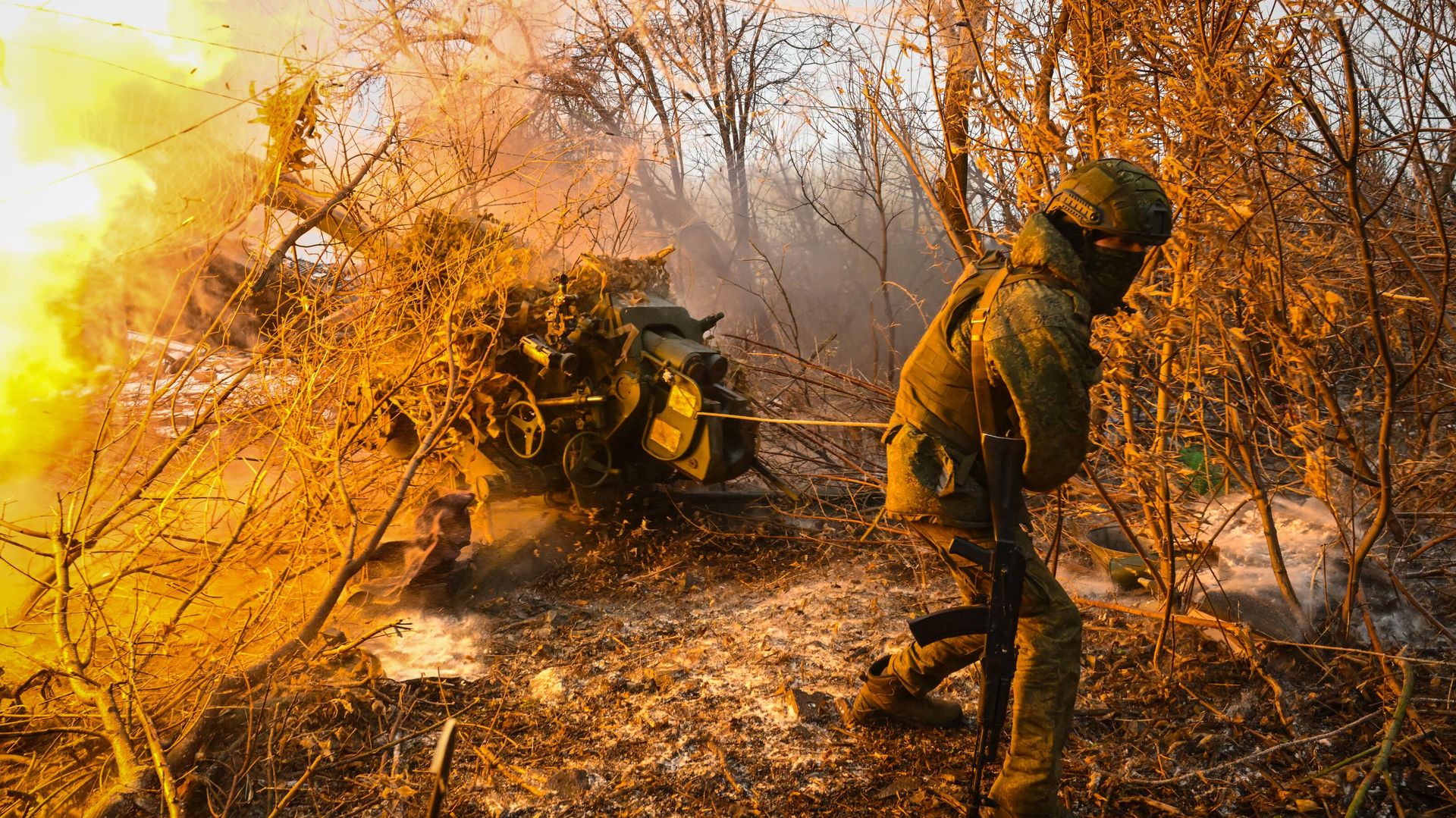 Боевая работа расчета гаубицы Д-30 группировки Центр на Красноармейском направлении СВО - ИноСМИ, 1920, 12.03.2026